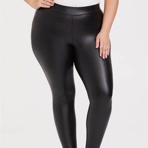 Torrid Platinum Legging Faux Leather Black